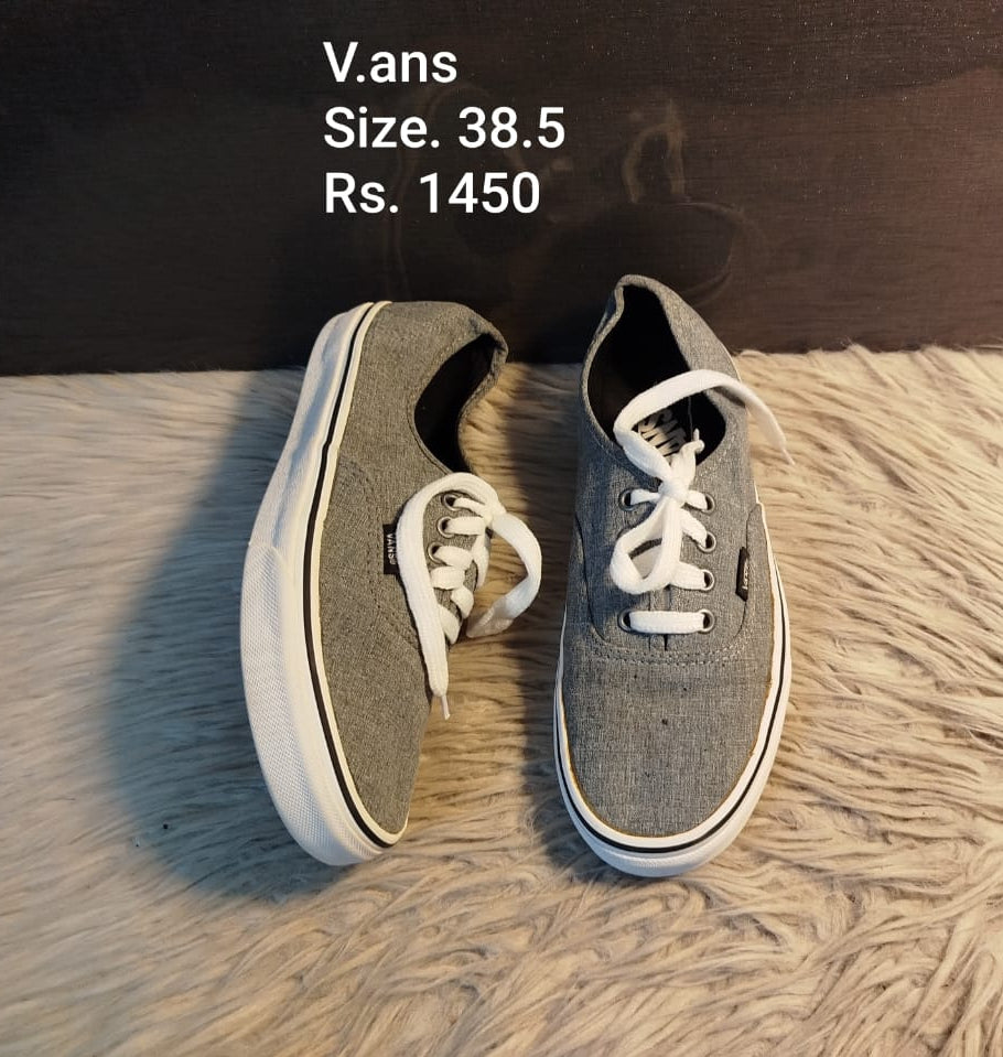 Vans sneakers