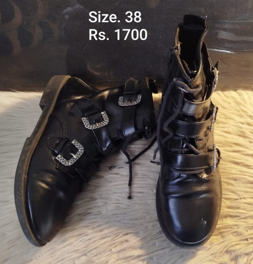 Mens casual boots