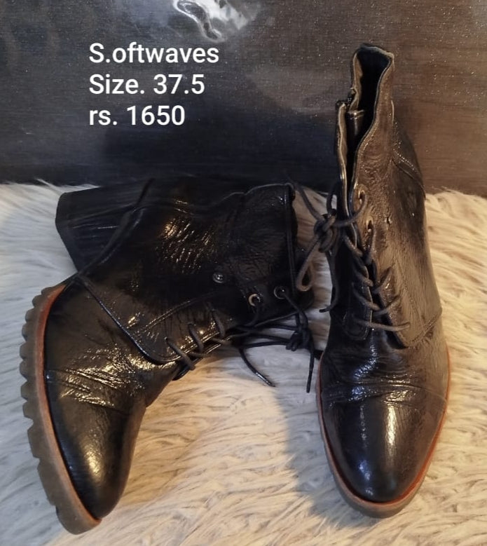 Softwaves casual Boots