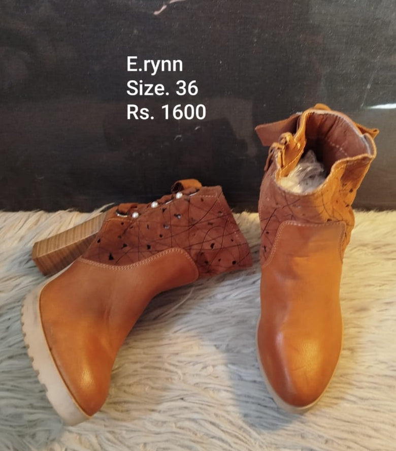 Erynn ladies ankle boots
