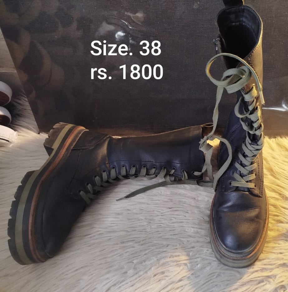 Mens black long boots