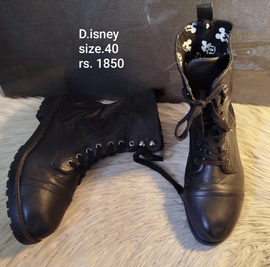 Disney High ankle boots