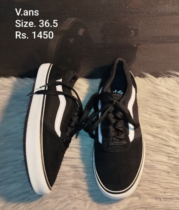 Vans sneakers