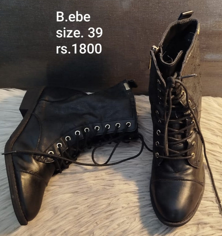 Bebe boots