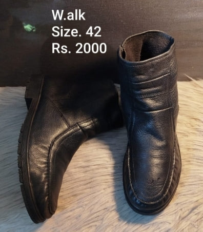 Walk boots
