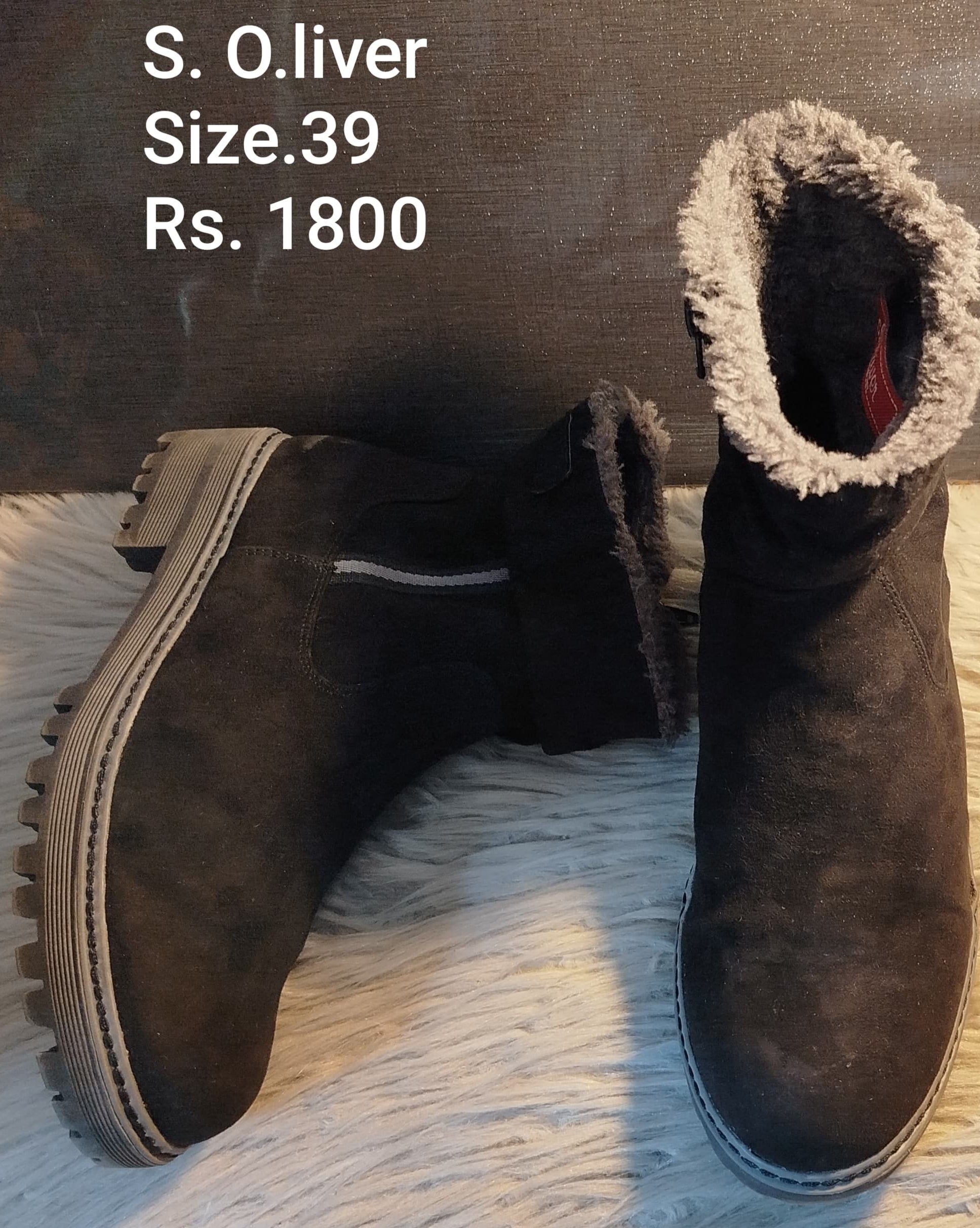 S.Olive boots