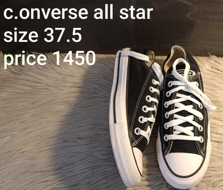 Converse all stars sneakers