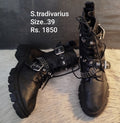 Stradivarius boots