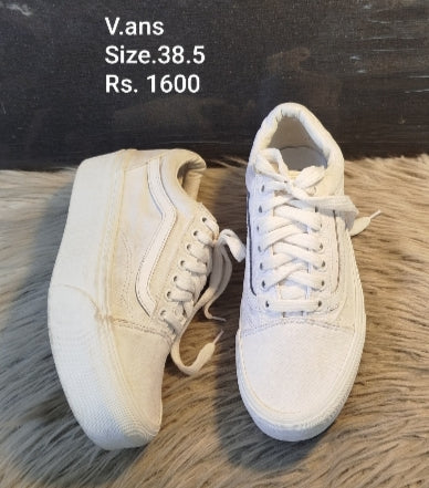 Vans sneakers