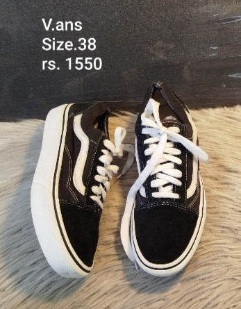 Vans sneakers