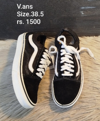 Vans sneakers