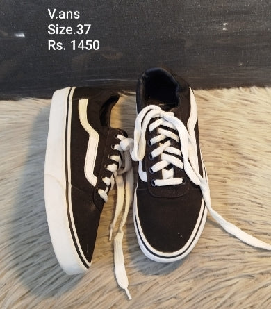 Vans sneakers