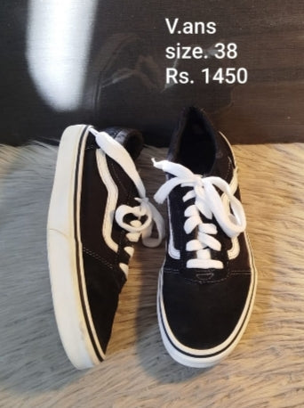 Vans sneakers