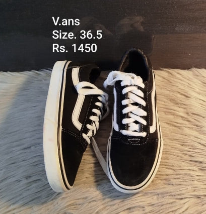 Vans sneakers