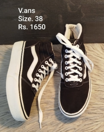 Vans sneakers