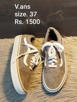 Vans sneakers