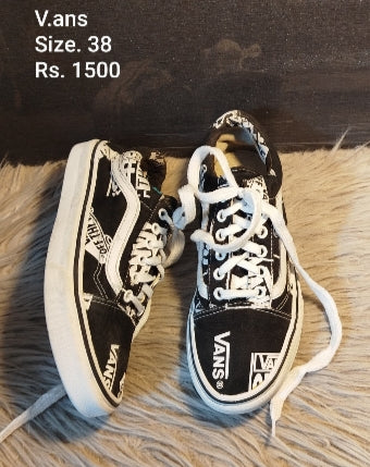 Vans sneakers