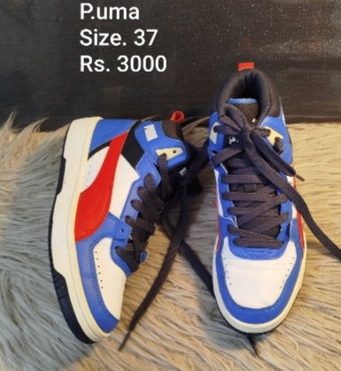 Puma sneakers