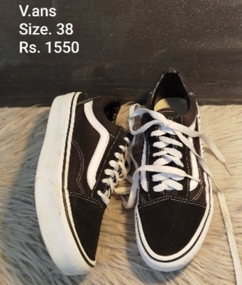 Vans sneakers
