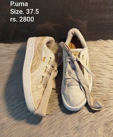 Puma sneakers