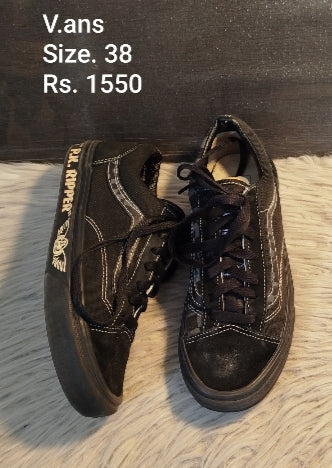 Vans sneakers