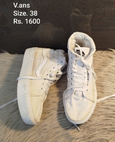Vans sneakers