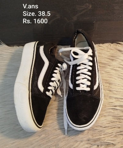 Vans sneakers