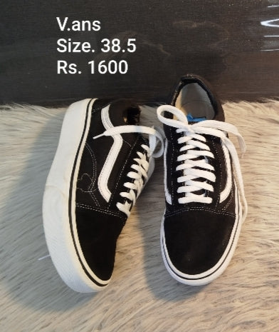 Vans sneakers