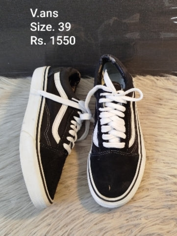 Vans sneakers