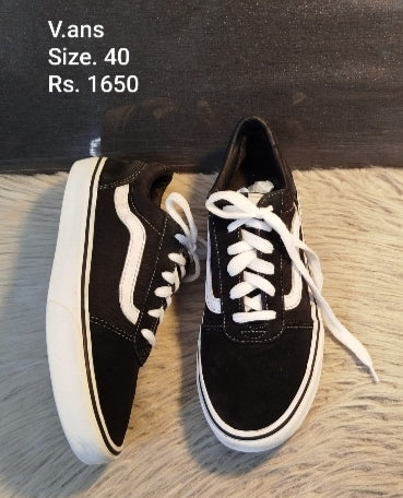 Vans sneakers
