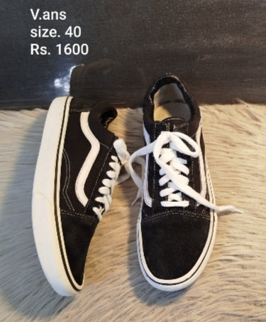 Vans sneakers