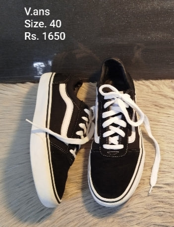 Vans sneakers