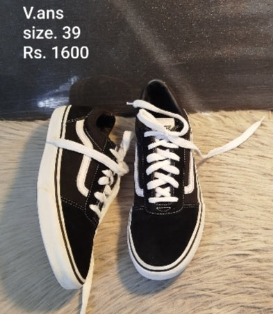 Vans sneakers