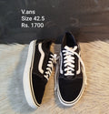 vans 42.5