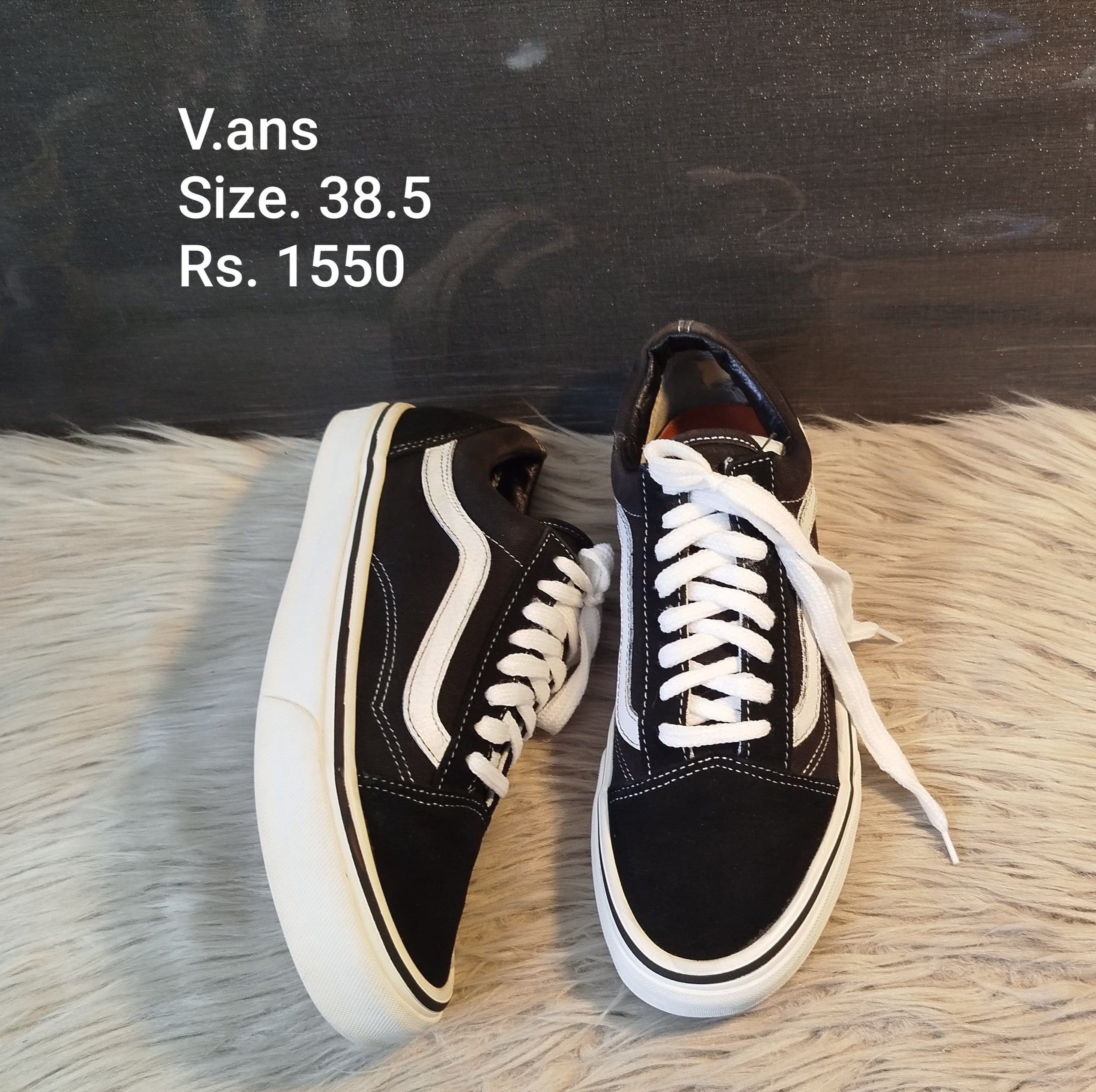 vans 38.5