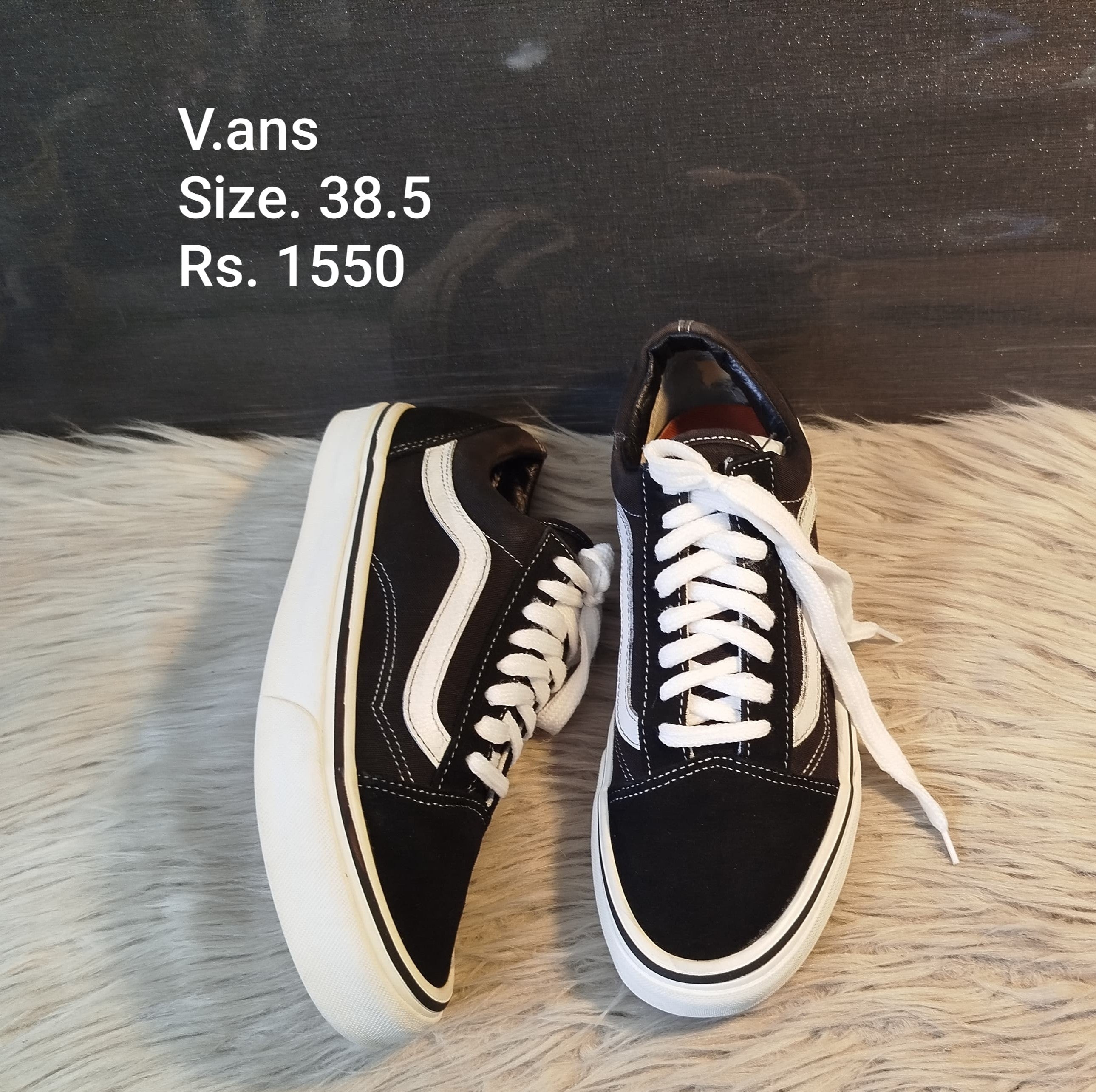 vans 38.5