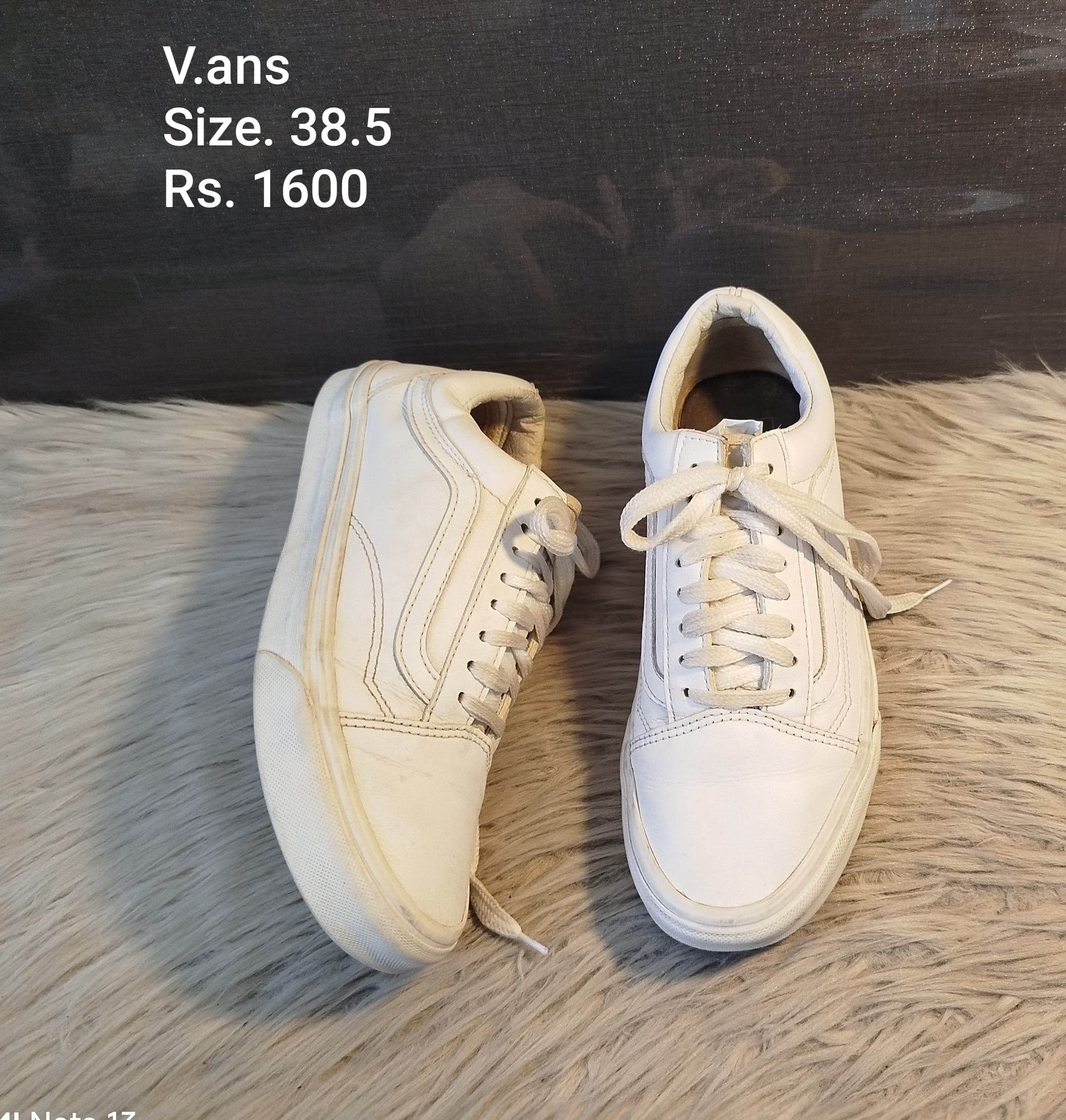 vans 38.5