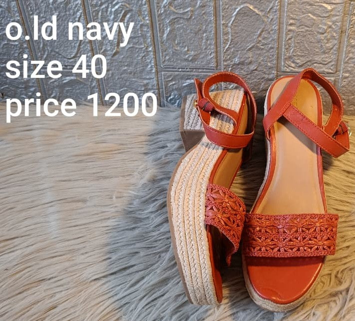 OLD NAVY 40