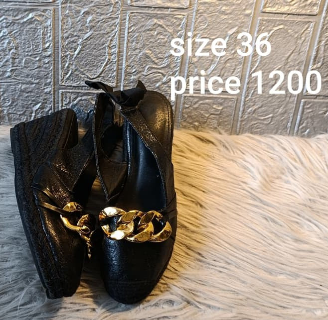 LOAFERS 36