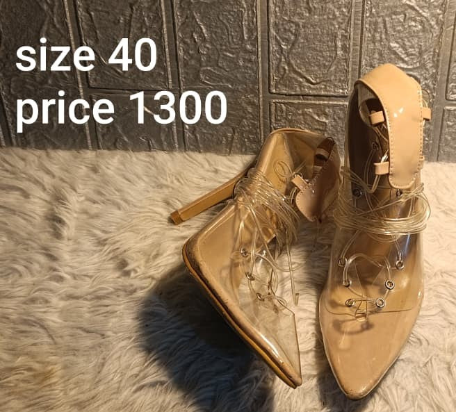 HEELS 40