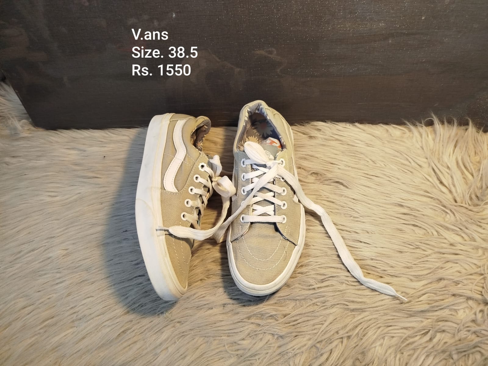 VANS 38.5