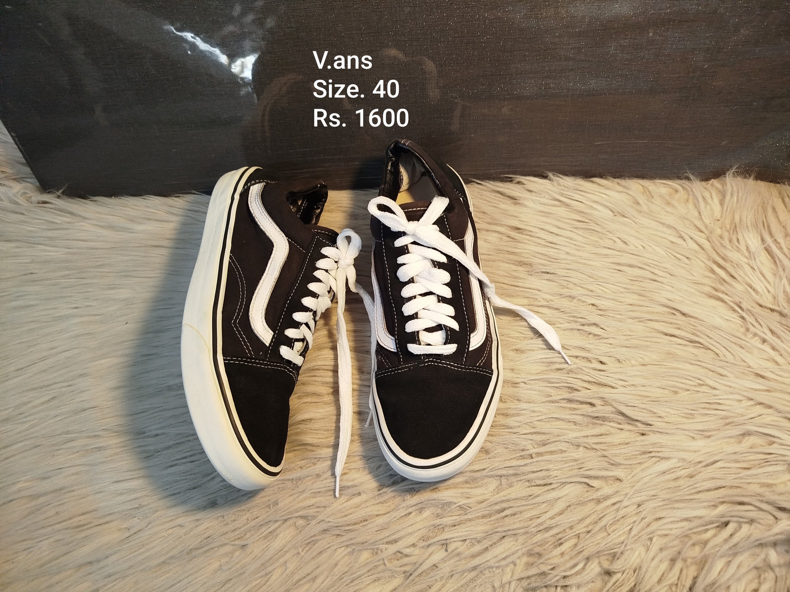 VANS 40