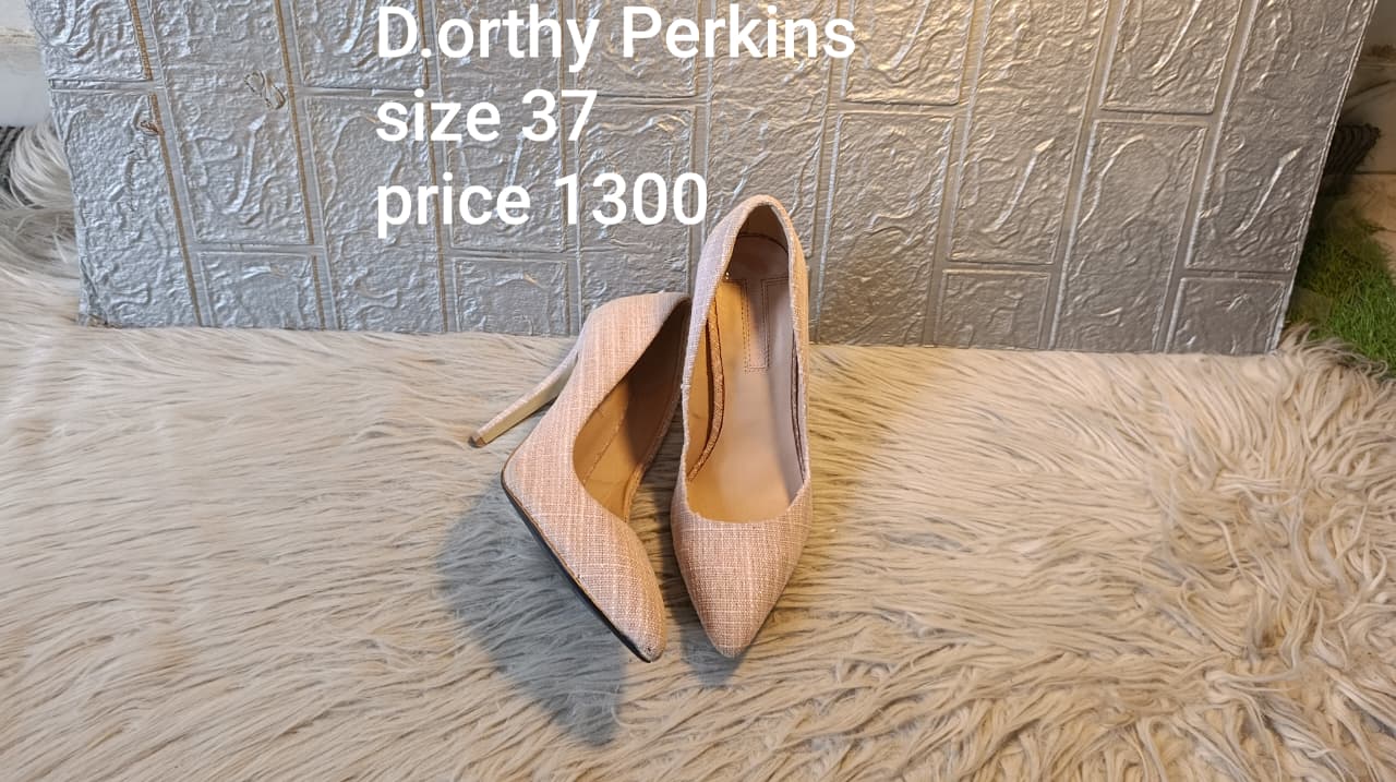 DORTHY PERKINS