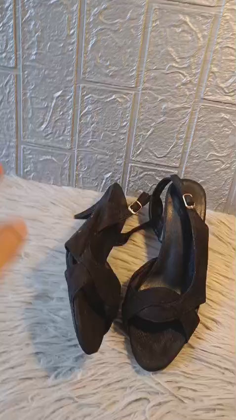 HEELS 38