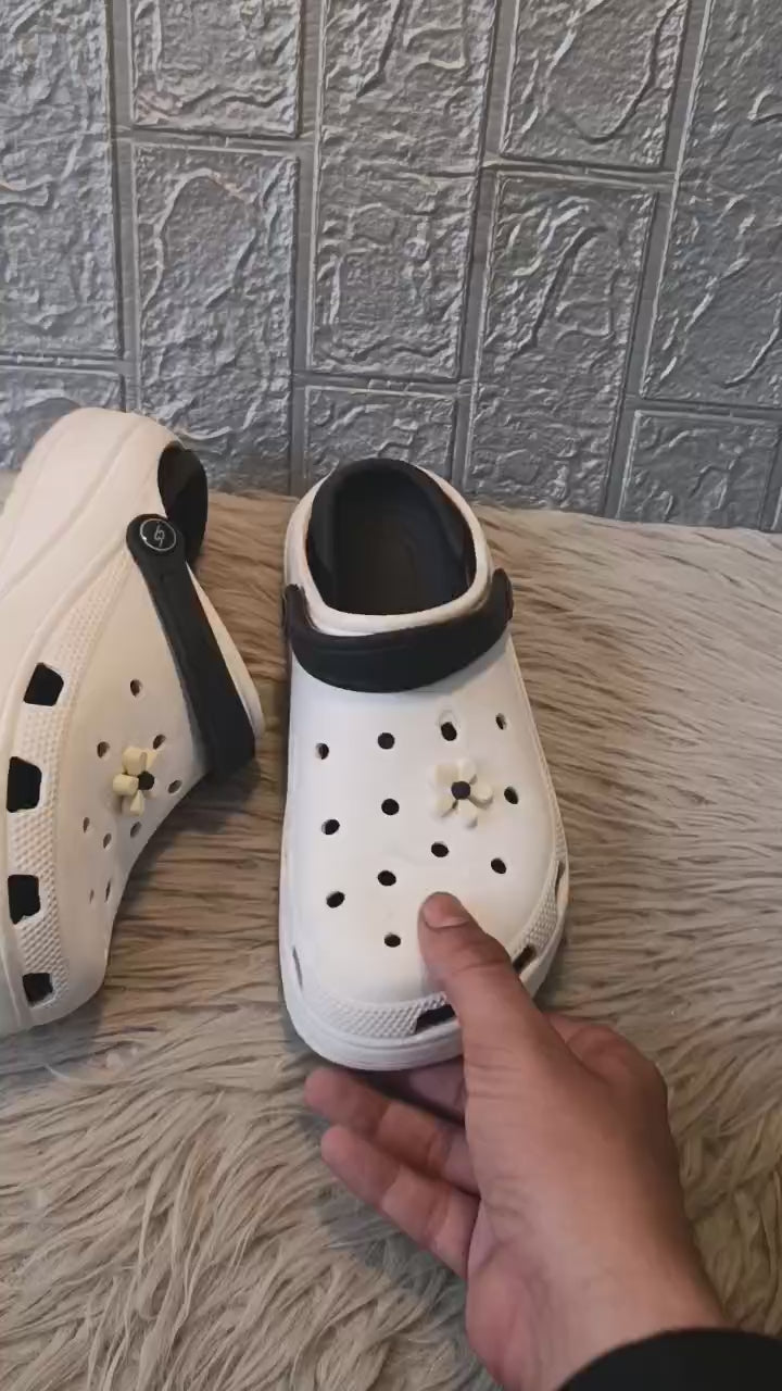 Crocs 40