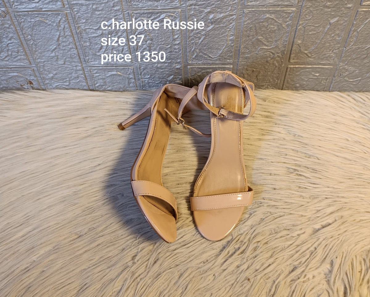 Charlotte russie 37