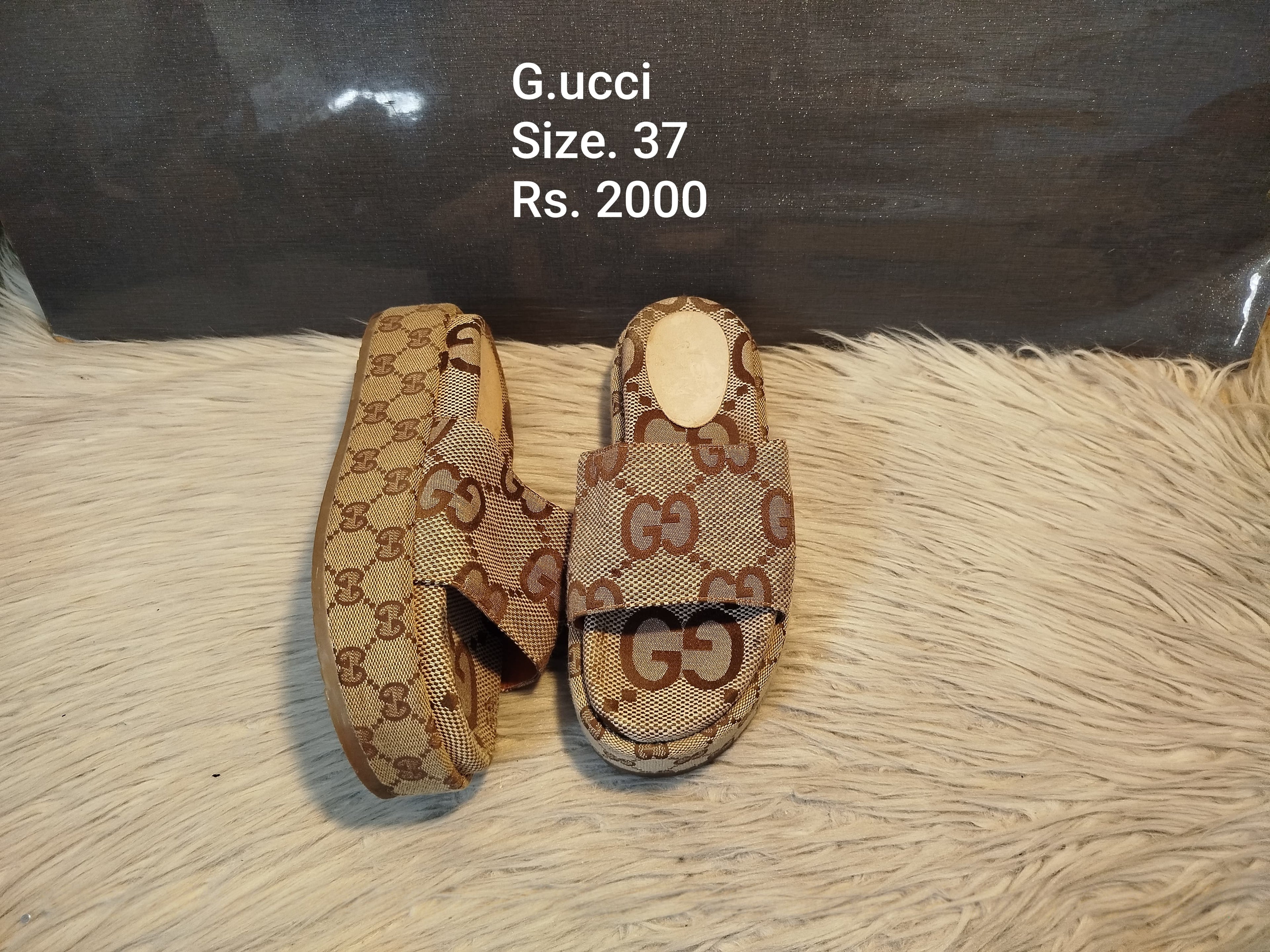 Gucci 37
