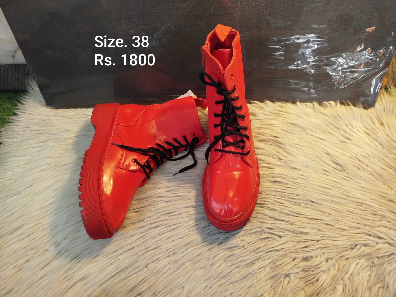 Boots 38