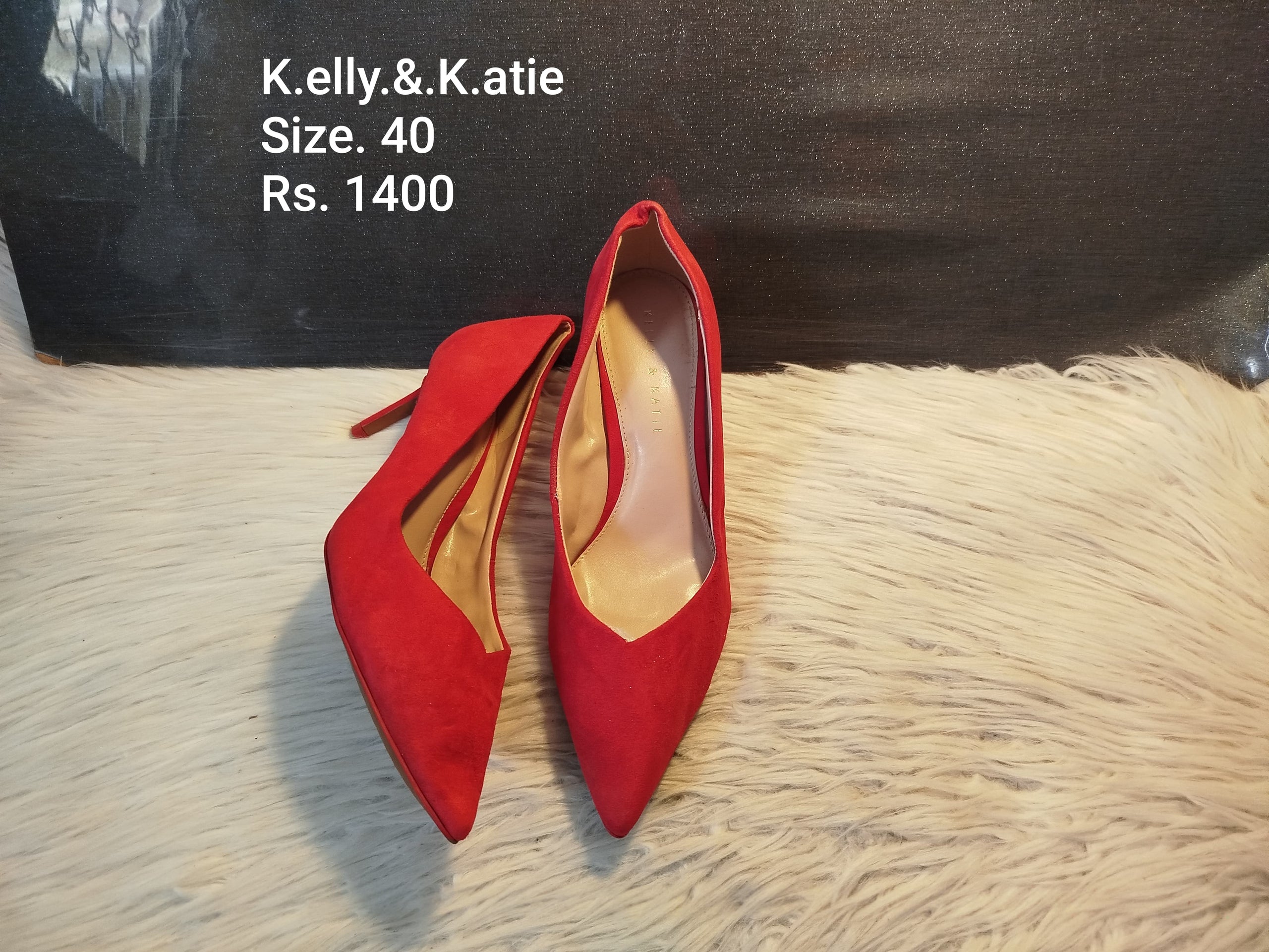 Kelly & Katie 40