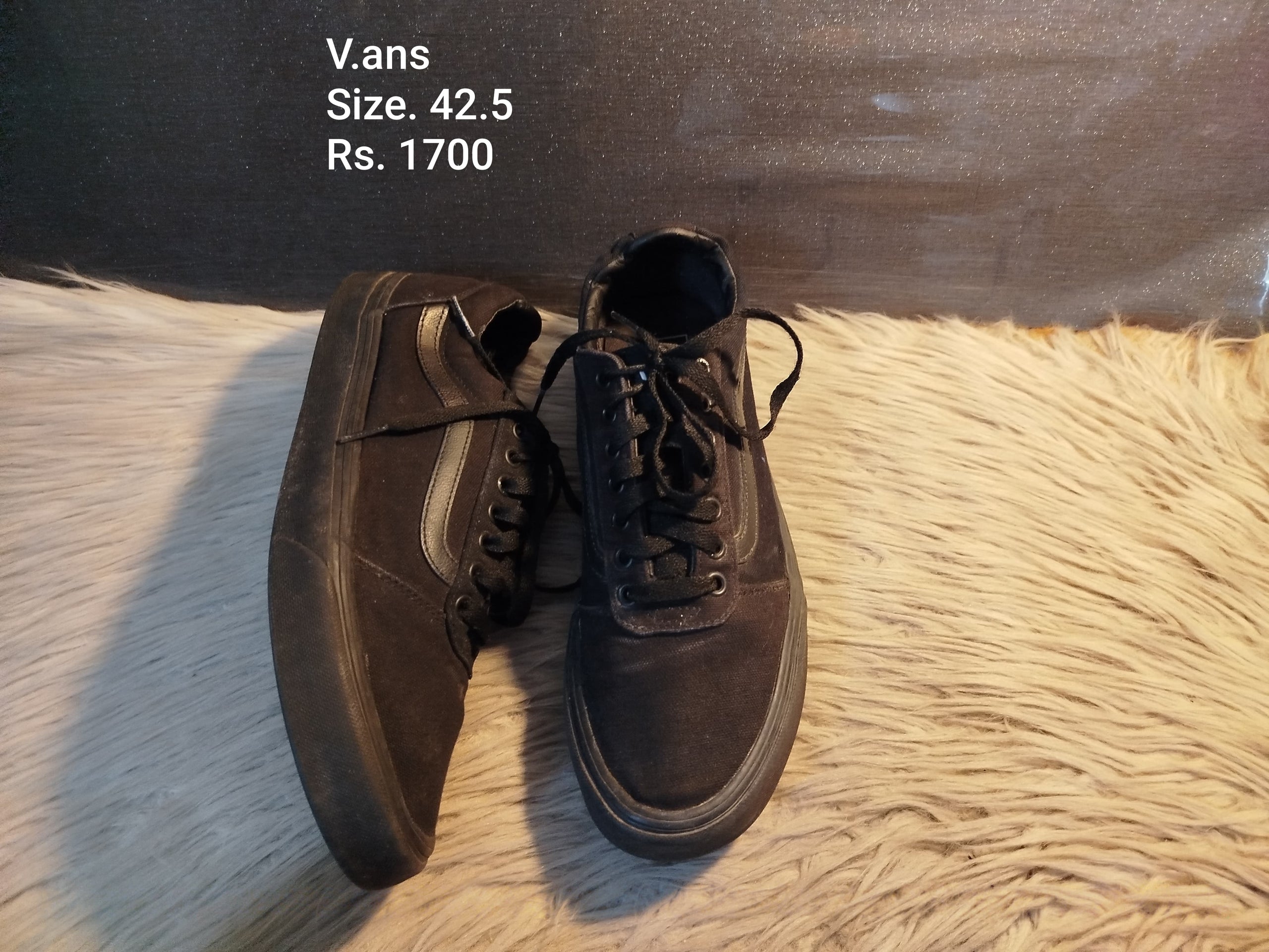 Vans 42.5
